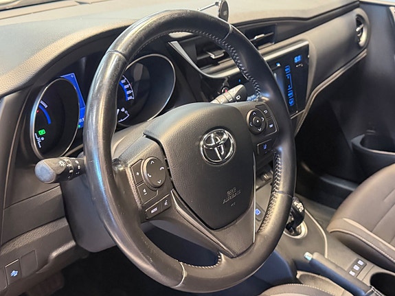 Toyota Auris 18 of 23