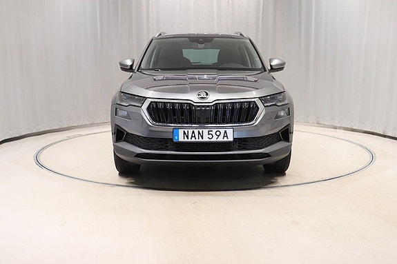 Skoda Karoq 2 of 5