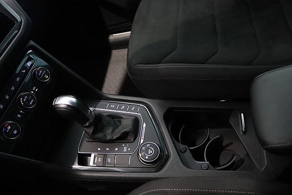 Volkswagen Tiguan 14 of 18