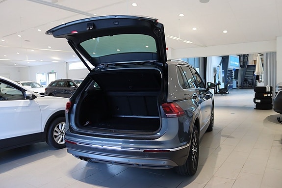 Volkswagen Tiguan 18 of 18