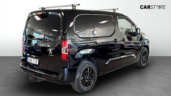Peugeot e-Partner 2 of 5