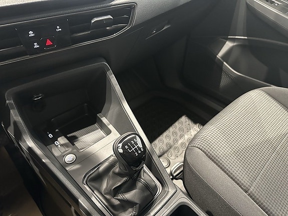 Volkswagen Caddy 11 of 13