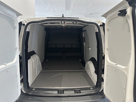 Volkswagen Caddy 8 of 13