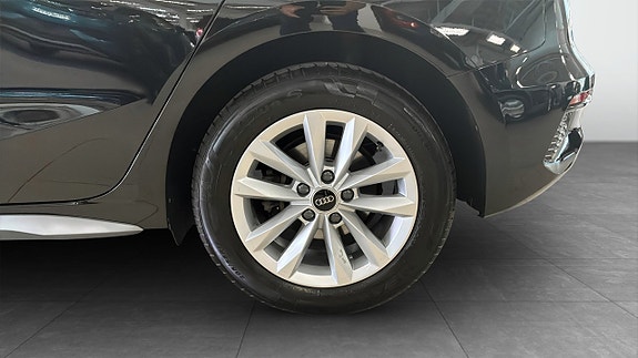 Audi A3 6 of 12