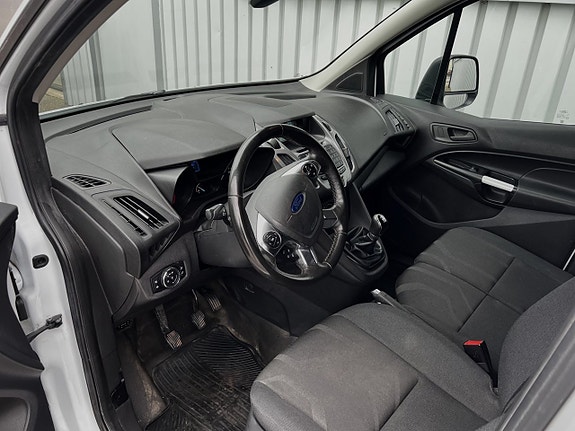 Ford Transit Connect 4 of 5