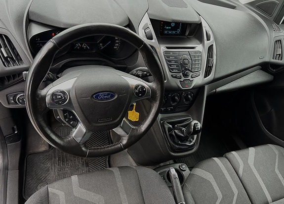 Ford Transit Connect 6 of 7