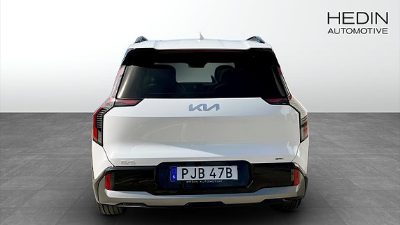 Kia EV9 7 of 13