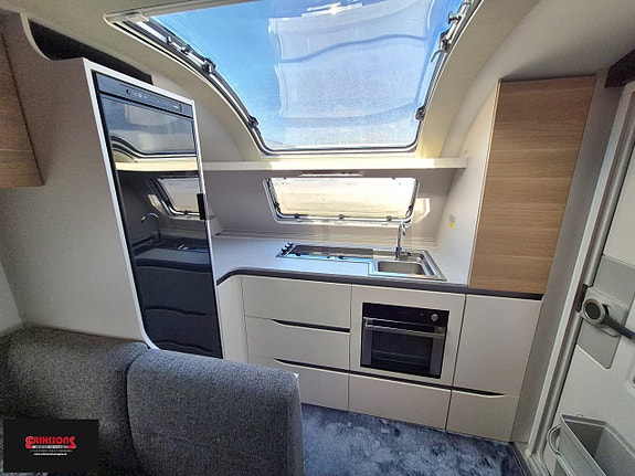 Adria ADORA 613 HT " MOVER AC TOPPSKICK " 3 of 10