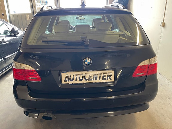 BMW 520i 5 of 5