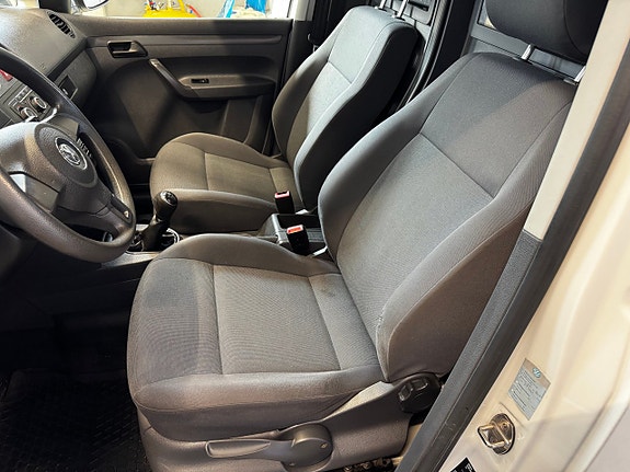 Volkswagen Caddy 4 of 5
