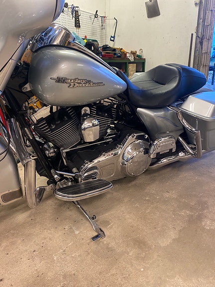 Harley-Davidson Street Glide 2 of 4