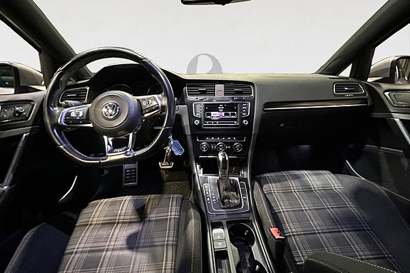 Volkswagen Golf I 11 of 17