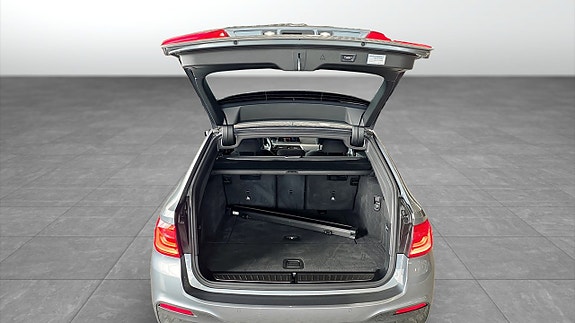 BMW 530i 10 of 12