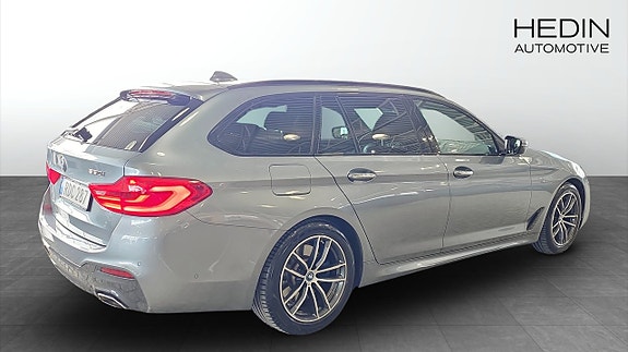 BMW 530i 2 of 5