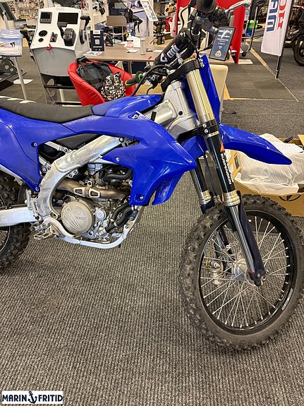Yamaha YZ 250 F 3 of 6