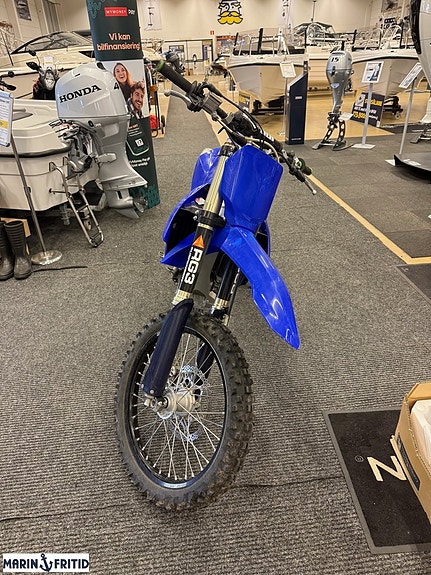 Yamaha YZ 250 F 2 of 6