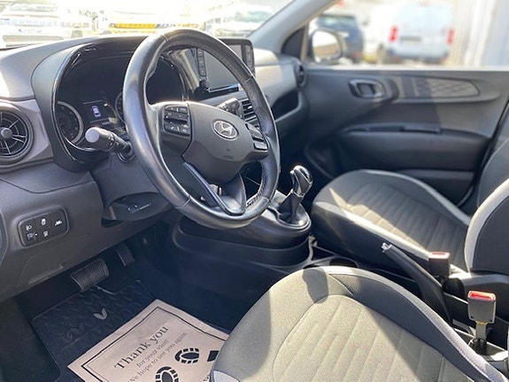Hyundai i10 5 of 5