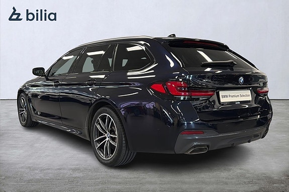 BMW 530e 2 of 17
