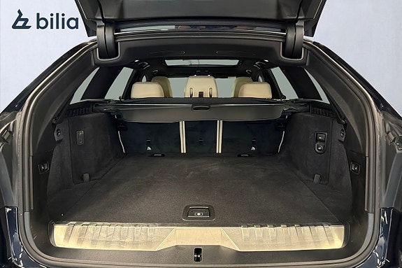 BMW 530e 10 of 17