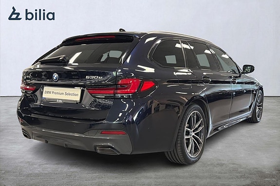 BMW 530e 16 of 17