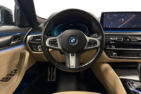 BMW 530e 9 of 17