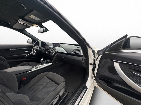 BMW 320 11 of 29