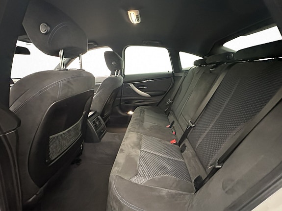BMW 320 12 of 29