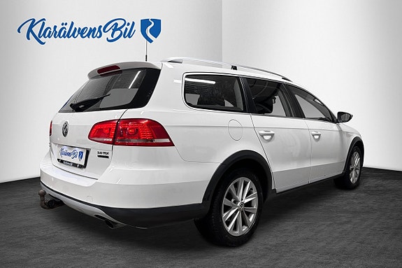 Volkswagen Passat Alltrack 5 of 5