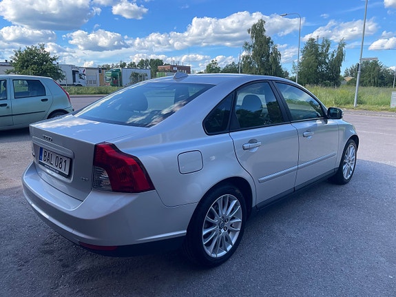 Volvo S40 7 of 16