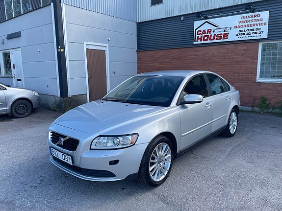 Volvo S40 4 of 5