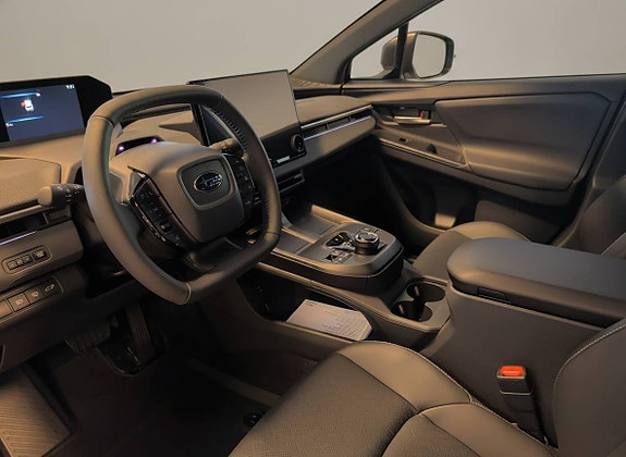 Subaru E-Outback 3 of 5