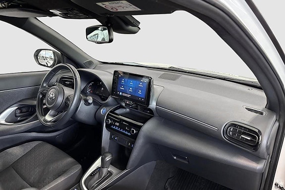 Toyota Yaris Cross 8 of 12