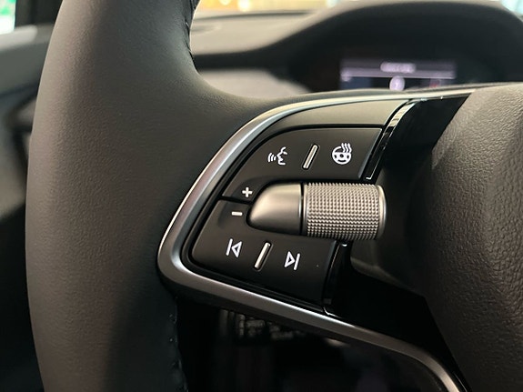 Skoda Enyaq 16 of 23