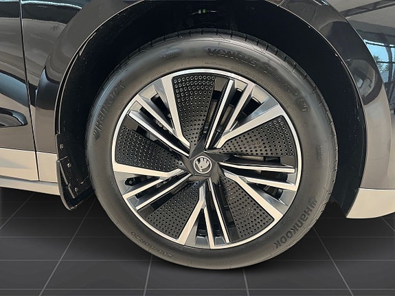 Skoda Enyaq 8 of 24