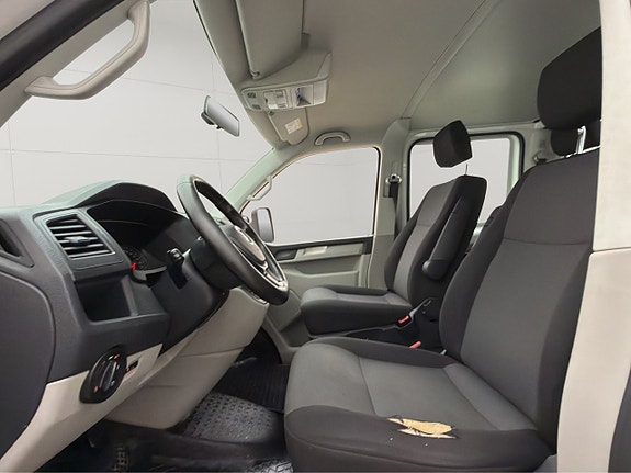 Volkswagen Transporter 17 of 30
