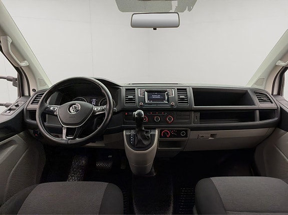 Volkswagen Transporter 18 of 30