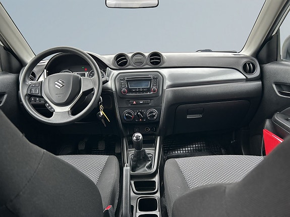 Suzuki Vitara 8 of 19