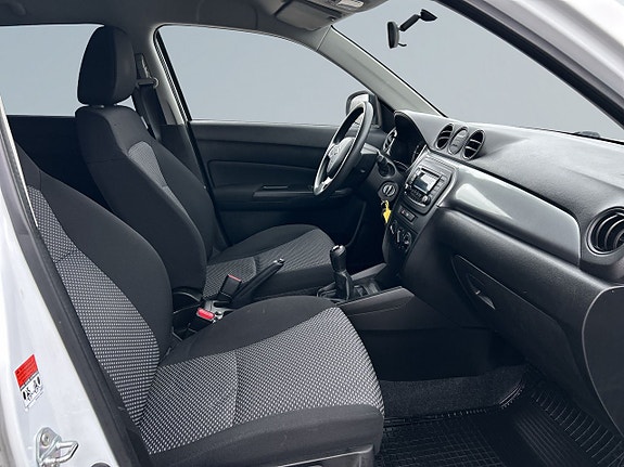 Suzuki Vitara 10 of 19