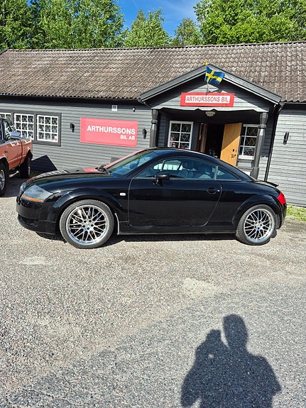 Audi TT 5 of 5