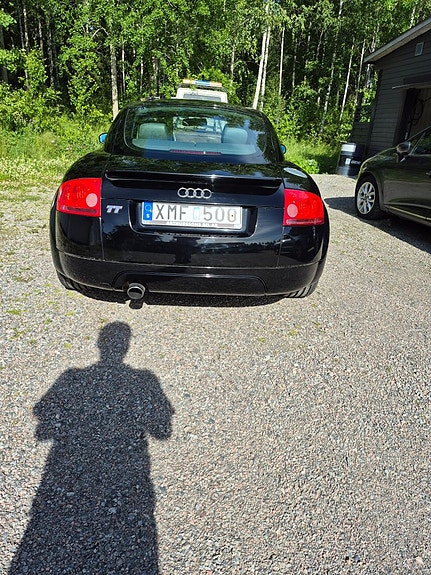 Audi TT 3 of 5