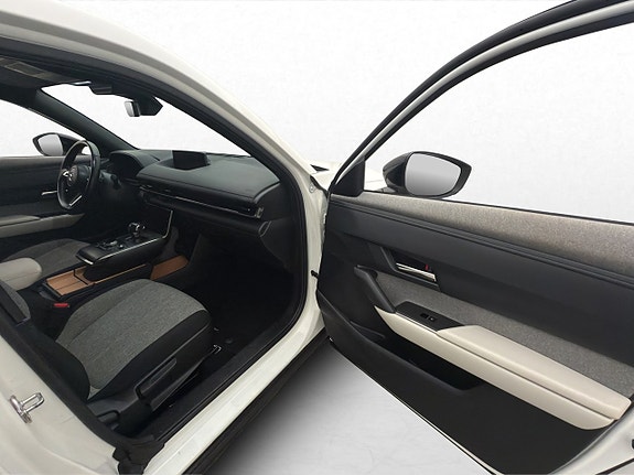 Mazda MX-30 26 of 30