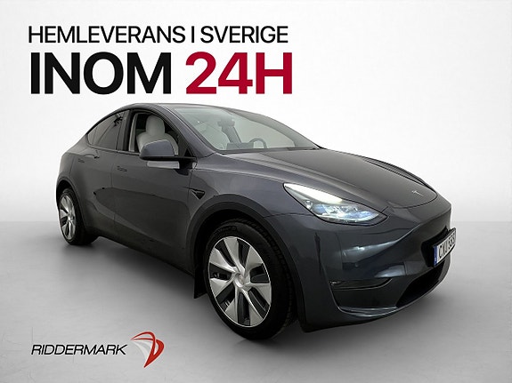 Tesla Model Y 4 of 5