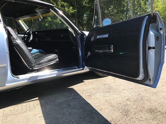 Chrysler Newport 2 of 13