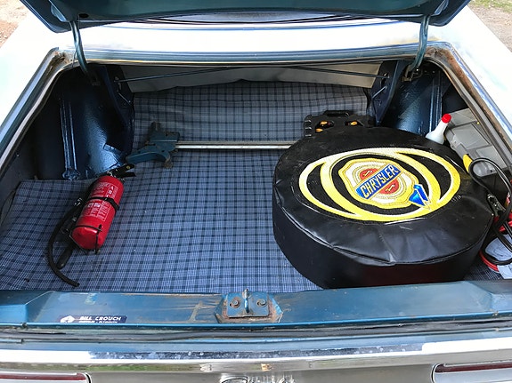 Chrysler Newport 9 of 13