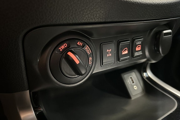 Nissan Navara 10 of 12