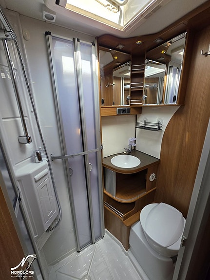 Kabe Travel Master I 810* LGB AC 16 of 21