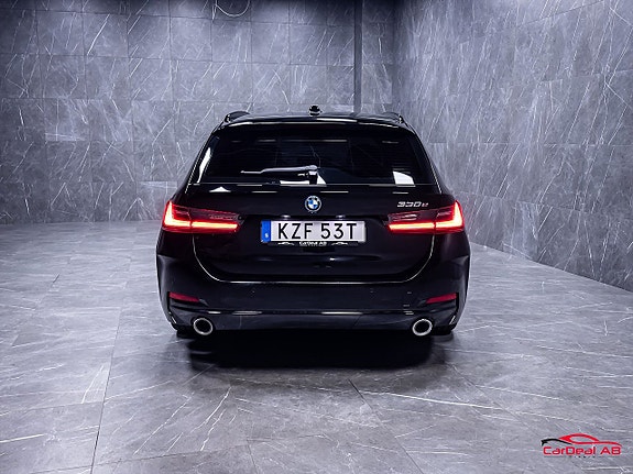 BMW 330e 6 of 29