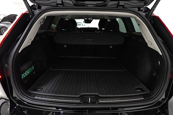Volvo V60 Cross Country 18 of 22