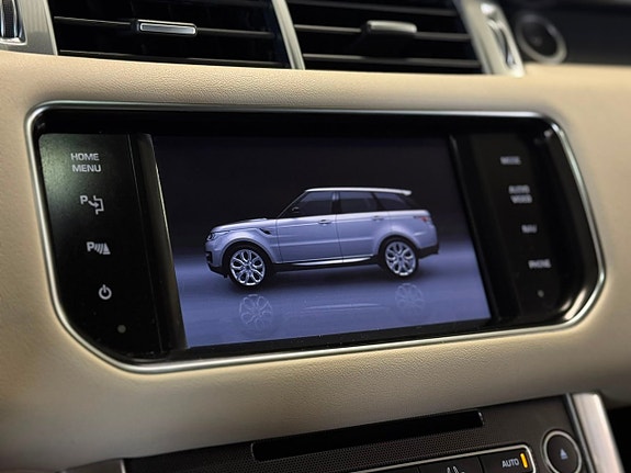 Land Rover Range Rover Sport 19 of 24