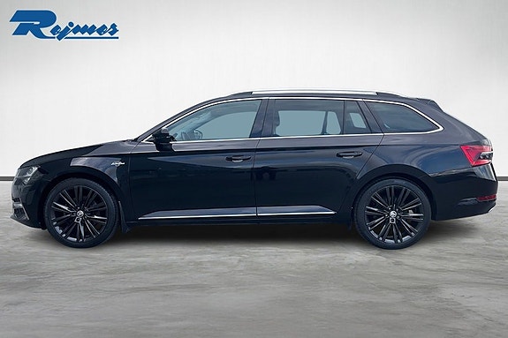 Skoda Superb 3 of 5